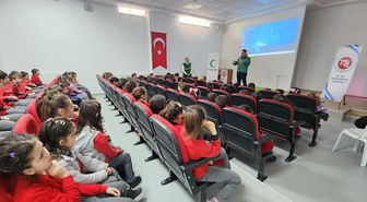 Osmancık'ta öğrencilere Yeşilay ve bağımlılık anlatıldı
