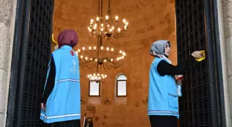 Osmaniye'nin deprem sonrası restore edilen tarihi camileri ramazana hazır