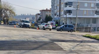 Otomobil ile hafif ticari araç çarpıştı; 3 yaralı