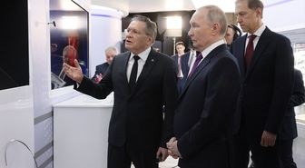 Rosatom, Geleceğin Teknolojileri Forumu'nda Rusya Devlet Başkanı Putin'e son ürünlerini tanıttı