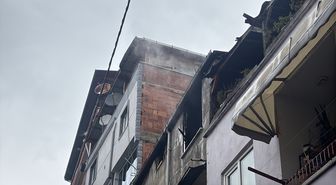 Samsun'da bir evin çatısında çıkan yangın söndürüldü