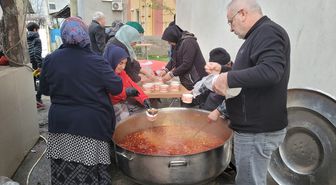 Samsun'da düzenlenen iftar programı mahalle sakinlerini buluşturdu