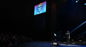 Sanatçılar Ender Doğan ve Fatih Koca, 'Külliye'de Ramazan' etkinliklerinde konser verdi