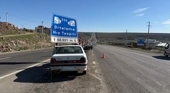 Şanlıurfa'da iki otomobilin çarpışması sonucu 1 kişi yaralandı