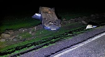 Şanlıurfa'da şarampole devrilen otomobildeki 5 kişi yaralandı