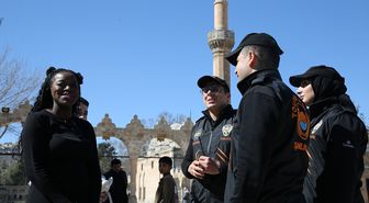 Şanlıurfa'da 'turizm polisi' rehberlik hizmetiyle turistlere güven veriyor
