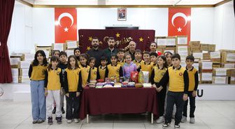 Siirt'te ilkokul öğrencileri ramazanda dar gelirli mahalle sakinleri için seferber oldu