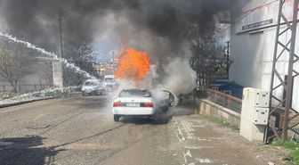 Siirt'te seyir halindeki otomobilde çıkan yangın söndürüldü