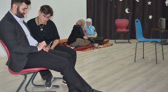 Silopi'de 'Boş Sandalye' adlı oyun sahnelendi