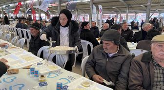 Sındırgı'da Büyükşehir Belediyesince iftar programı düzenlendi