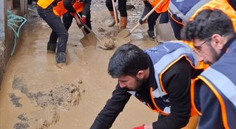 Şırnak'ta sağanaktan etkilenen 2 köyde hasarın giderilmesine çalışılıyor
