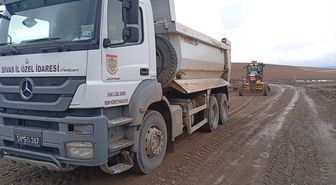 Sivas'ın Gemerek ilçesinde yol düzenleme çalışması başlatıldı