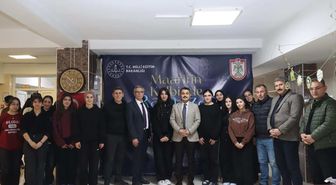 Sivas Milli Eğitim Müdürü Erdoğan iftarda öğrencilerle buluştu