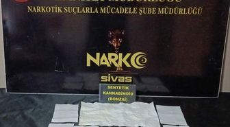 Sivas'ta uyuşturucu operasyonunda gözaltına alınan 2 zanlıdan 1'i tutuklandı