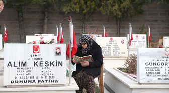 Sivas ve Niğde'de Ramazan Bayramı arifesinde şehitlikler ziyaret edildi