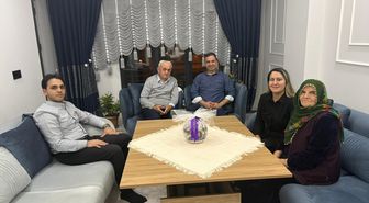 Suluova Kaymakamı Gürçam iftarda vatandaş sofrasına konuk oldu