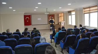 Tatvan'da öğrencilere ilk yardım eğitimi verildi