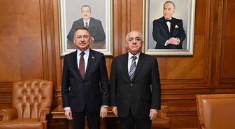TBMM Dışişleri Komisyonu Başkanı Oktay, Azerbaycan Başbakanı Asadov'la görüştü Açıklaması