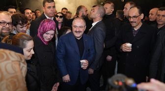 TBMM Sanayi Komisyonu Başkanı Varank, Ankara'da vatandaşlarla sahurda buluştu Açıklaması