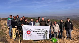 Tekirdağ'da basın mensupları fidan dikti