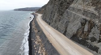 Tekirdağ'da heyelan nedeniyle kapanan yol 1,5 ay sonra ulaşıma açıldı