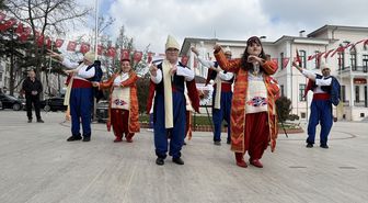 Tekirdağ'da özel öğrenciler halk oyunları gösterisi sundu