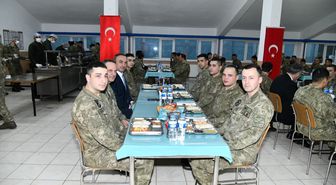Tekirdağ Valisi Recep Soytürk Mehmetçikle iftar yaptı