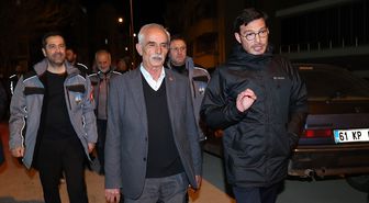 Tokat Belediye Başkanı Yazıcıoğlu, akşam saatlerinde mahalle ziyaretleri yapıyor