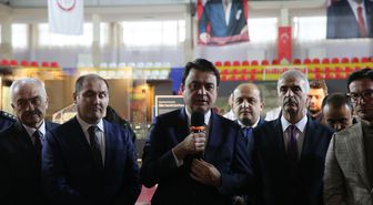 Tokat'ta 'Kutsal Emanetler ve Vakıf Eserleri Sergisi' açıldı