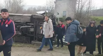 Tokat'ta öğrencileri taşıyan minibüs ile otomobilin çarpıştığı kazada 22 kişi yaralandı