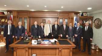 Trabzon Valisi Şahin'den TESOB'a ziyaret