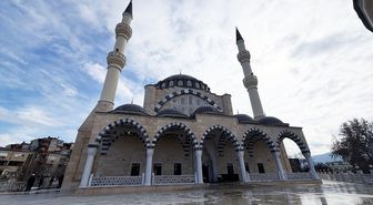Türkiye'nin destekleriyle inşa edilen Üsküp Camisi'ndeki çalışmalarda sona yaklaşılıyor