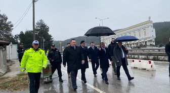 Vali Çalgan, Çorum-Samsun kara yolundaki uygulama noktasını ziyaret etti
