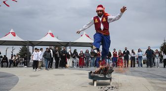 Van'da Nevruz Bayramı kutlandı