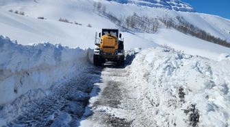 Van, Muş, Hakkari ve Bitlis'te 65 yerleşim yerine ulaşım sağlanamıyor