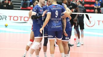 Voleybol: SMS Grup Efeler Ligi