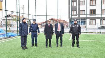 Yakakent'te spor yatırımları yerinde incelendi