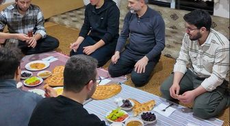 Yakutiye Belediye Başkanı Uçar, üniversitelilere evlerinde sahur sofrası hazırlıyor