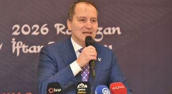Yeniden Refah Partisi Genel Başkanı Erbakan, Sakarya'da partisinin iftar programına katıldı