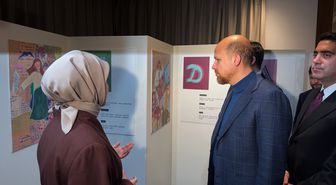 YTB, Amsterdam'da, Avrupa'daki sanatçıların ve yazarların başarılarının ele alındığı panel düzenledi