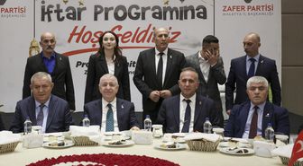 Zafer Partisi Genel Başkanı Özdağ, Malatya'da partisinin iftar programına katıldı