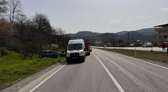 Zonguldak'ta kamyonetle otomobilin çarpıştığı kazada 1 kişi yaralandı