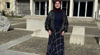 Zürih Belediye Meclisi'ne seçilen ilk başörtülü üye Çelik, AA'ya konuştu Açıklaması