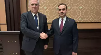 Bakan Kacır, Yunanistan Kalkınma Bakanı Theodorikakos ile görüştü