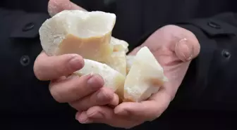 Binaların sıvılaşan zeminleri 'bor' katkılı formül enjekte edilerek depreme karşı güçlendiriliyor