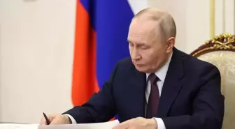 Rusya'dan 100 milyon kişiyi etkileyen yasak, WhatsApp'a erişim engeli getirildi