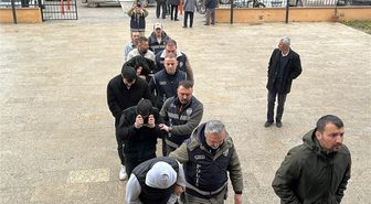 Suç örgütü üyesini diplomatik plakalı araçla yurt dışına kaçıran 6 şüpheli yakalandı
