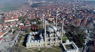 Restorasyonunda sona gelinen Selimiye Camii'nde, 'ramazanda ibadet' için gün sayılıyor