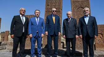 'Yeni bir arayış içindeler' iddiası! Cumhur İttifakı ortağından açıklama var