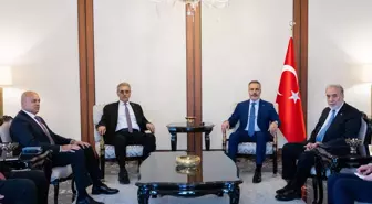 Bakan Fidan, Gazze Yönetimi Ulusal Komitesi Başkanı Şaat'ı kabul etti